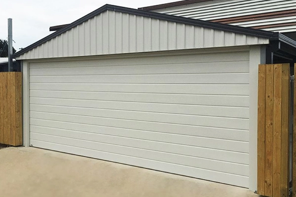 Steeline garage doors in Townsville Idalia